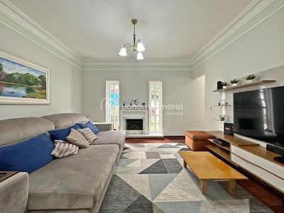 Casa, 4 quartos, 265 m² - Foto 2