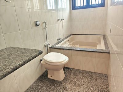 Casa, 5 quartos, 234 m² - Foto 4