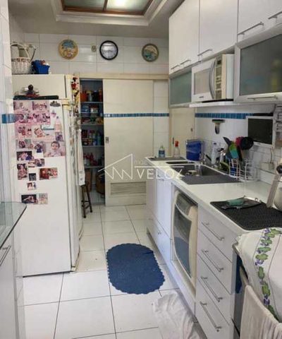 Apartamento, 4 quartos, 195 m² - Foto 2