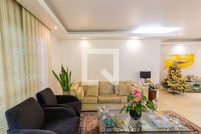 Apartamento, 3 quartos, 190 m² - Foto 1