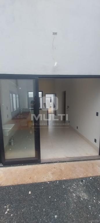 Casa, 3 quartos, 70 m² - Foto 1