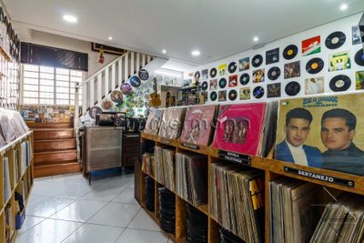 Casa, 4 quartos, 243 m² - Foto 2