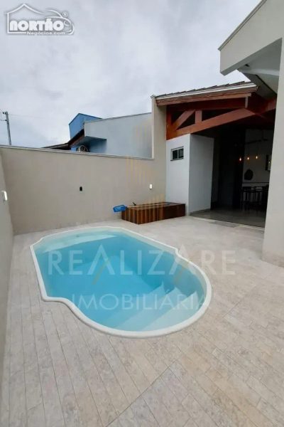 Casa, 3 quartos, 80 m² - Foto 2