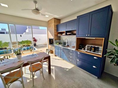 Casa, 3 quartos, 188 m² - Foto 1