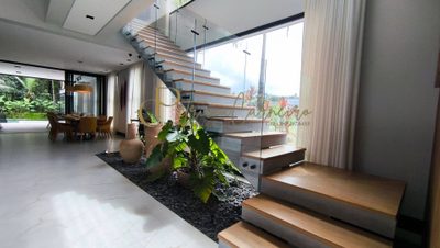 Casa, 5 quartos, 389 m² - Foto 1