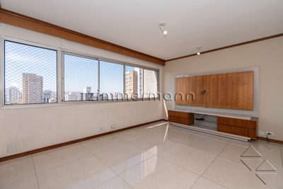 Apartamento, 3 quartos, 130 m² - Foto 1