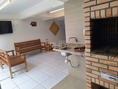 Sobrado, 3 quartos, 244 m² - Foto 1