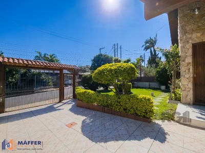 Casa, 4 quartos, 131 m² - Foto 2