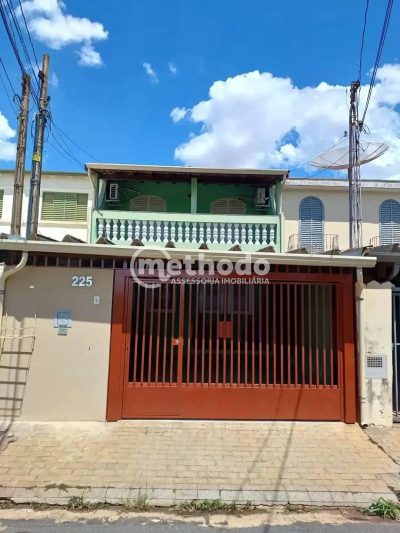 Casa, 4 quartos, 225 m² - Foto 1