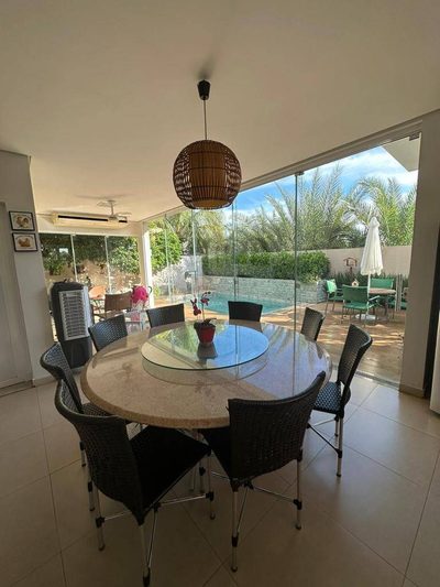 Sobrado, 4 quartos, 335 m² - Foto 1