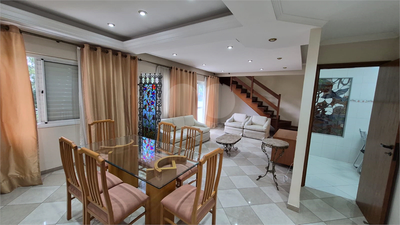 Cobertura, 3 quartos, 220 m² - Foto 2