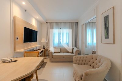 Apartamento, 1 quarto, 32 m² - Foto 2
