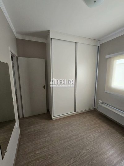 Casa, 5 quartos, 194 m² - Foto 3