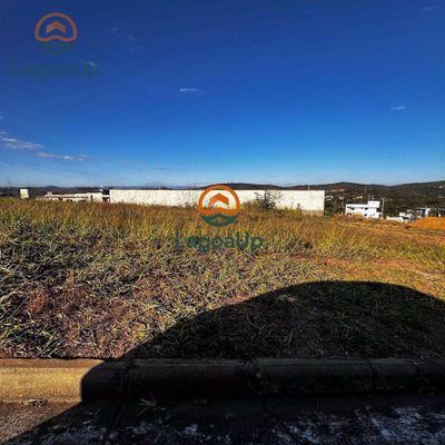 Loteamento e Condomínio, 403 m² - Foto 1