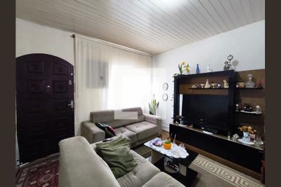 Casa, 2 quartos, 200 m² - Foto 1
