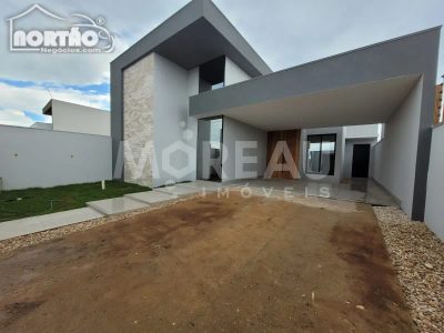 Casa, 4 quartos, 168 m² - Foto 1
