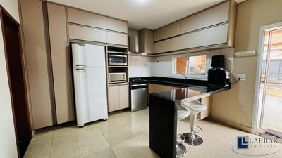 Casa, 3 quartos, 208 m² - Foto 4