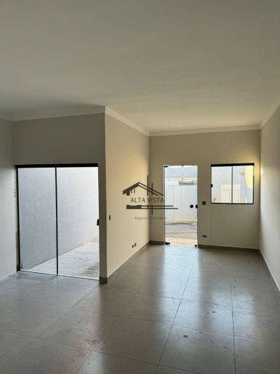 Casa, 3 quartos, 79 m² - Foto 1