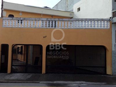 Sobrado, 3 quartos, 267 m² - Foto 1