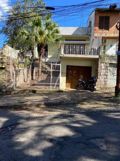 Casa, 3 quartos, 248 m² - Foto 1