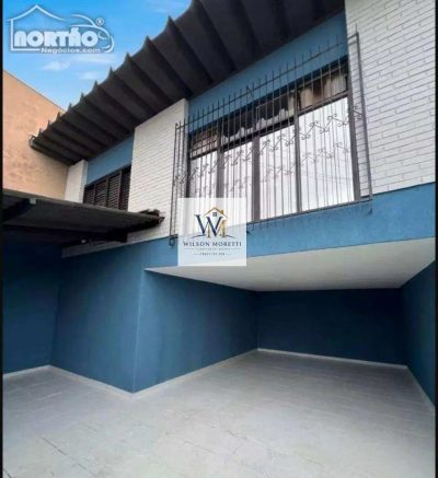 Casa, 5 quartos, 154 m² - Foto 1