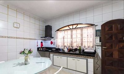Casa, 4 quartos, 216 m² - Foto 3