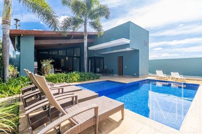 Casa, 3 quartos, 322 m² - Foto 1