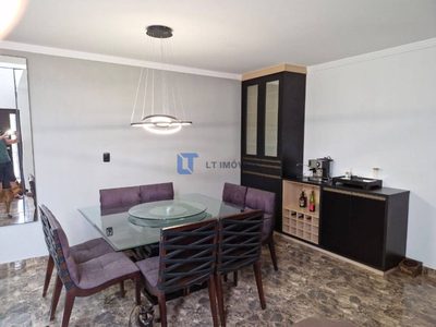 Sobrado, 3 quartos, 233 m² - Foto 3
