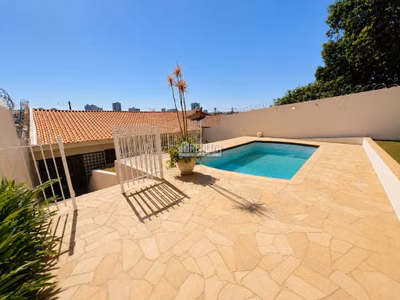 Casa, 3 quartos, 270 m² - Foto 1