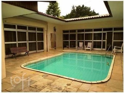 Casa, 4 quartos, 366 m² - Foto 1