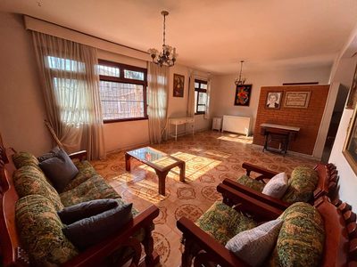 Sobrado, 5 quartos, 224 m² - Foto 1
