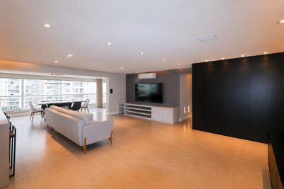 Apartamento, 3 quartos, 198 m² - Foto 4
