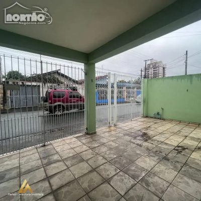 Casa, 3 quartos, 250 m² - Foto 1