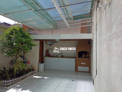 Casa, 3 quartos, 208 m² - Foto 1