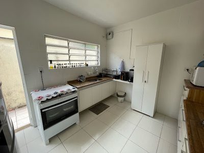 Casa, 4 quartos, 180 m² - Foto 2
