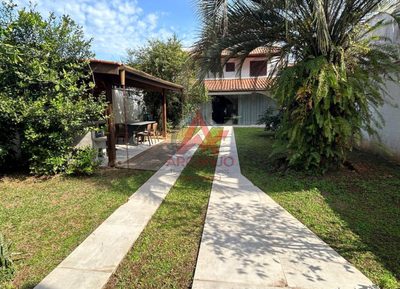 Casa, 3 quartos, 180 m² - Foto 1