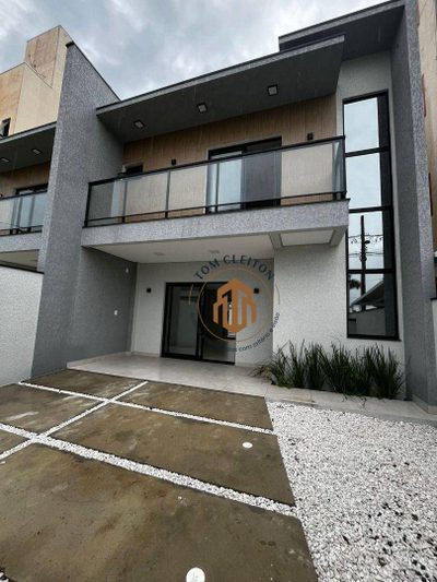 Sobrado, 3 quartos, 113 m² - Foto 1