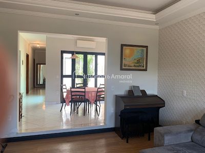 Casa, 3 quartos, 219 m² - Foto 2
