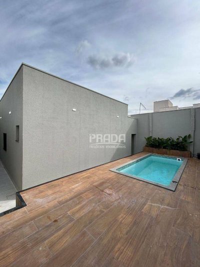 Casa, 3 quartos, 193 m² - Foto 3