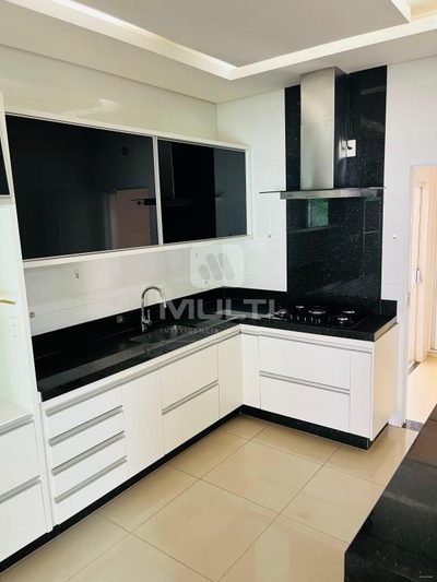 Casa, 3 quartos, 200 m² - Foto 5
