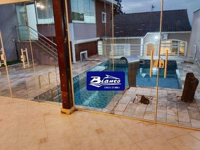 Casa, 3 quartos, 250 m² - Foto 1