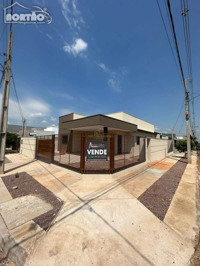 Casa, 3 quartos, 136 m² - Foto 3