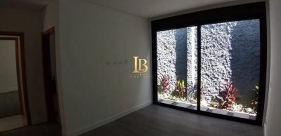 Casa, 3 quartos, 480 m² - Foto 1