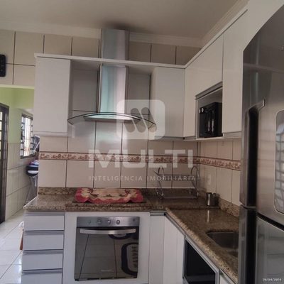 Casa, 3 quartos, 172 m² - Foto 2