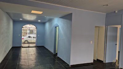 Prédio Inteiro, 200 m² - Foto 1