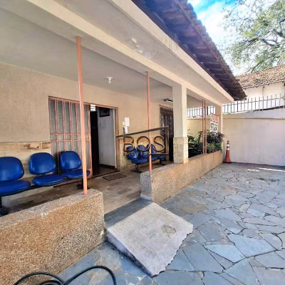 Casa, 5 quartos, 293 m² - Foto 1