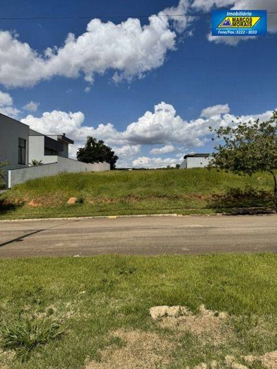 Loteamento e Condomínio, 1000 m² - Foto 1
