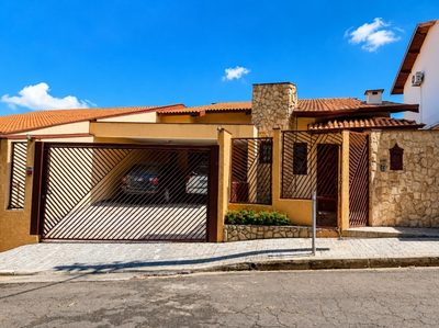 Casa, 3 quartos, 268 m² - Foto 1