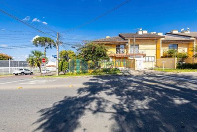 Sobrado, 3 quartos, 237 m² - Foto 2