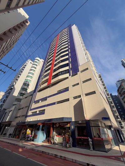 Apartamento, 3 quartos, 220 m² - Foto 1